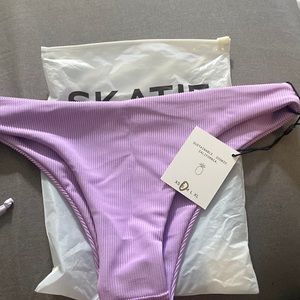Bathing suit